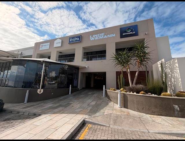BUSINESS PROPERTY TO RENT IN HUMEWOOD